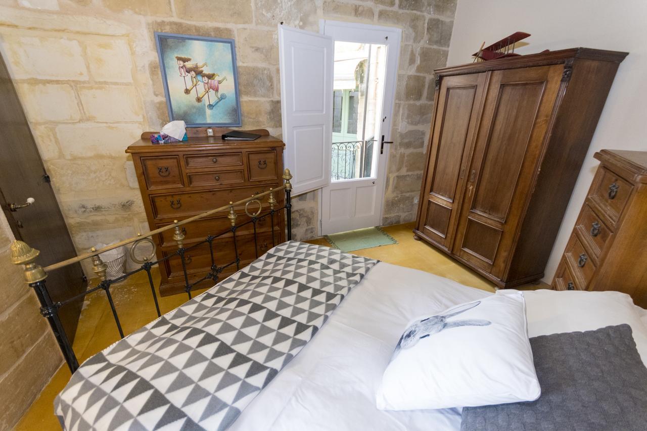 The Burrow Guest House Tarxien Kültér fotó