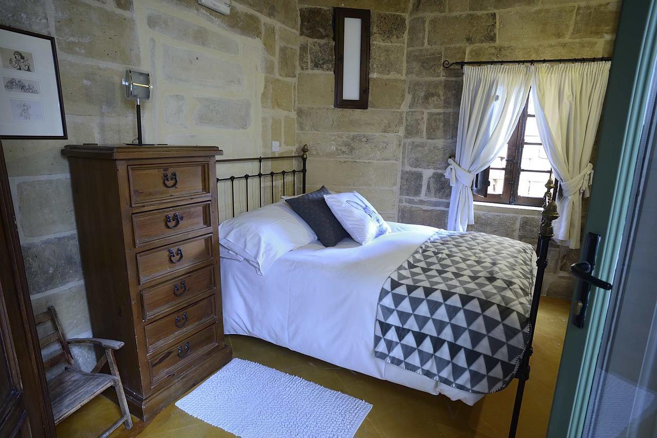 The Burrow Guest House Tarxien Kültér fotó