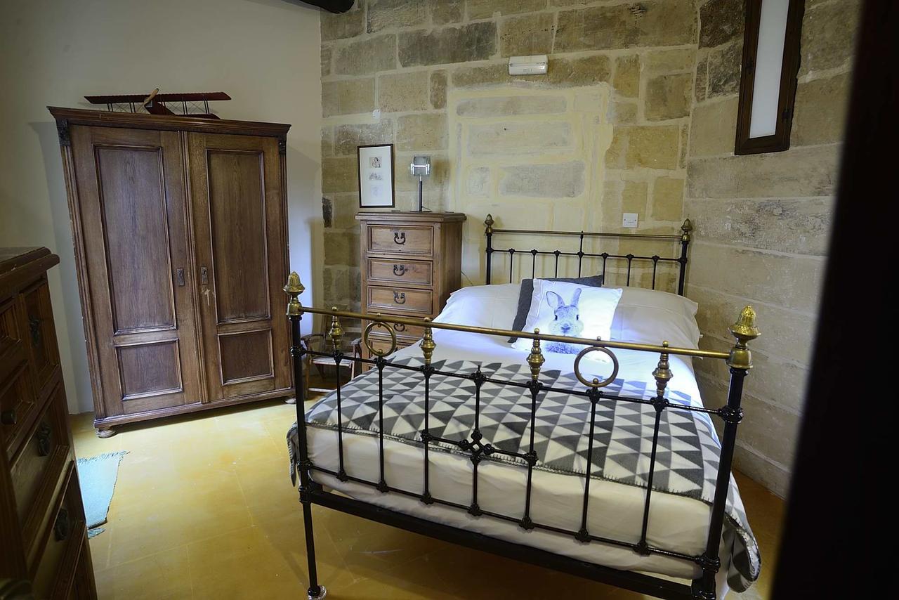 The Burrow Guest House Tarxien Kültér fotó